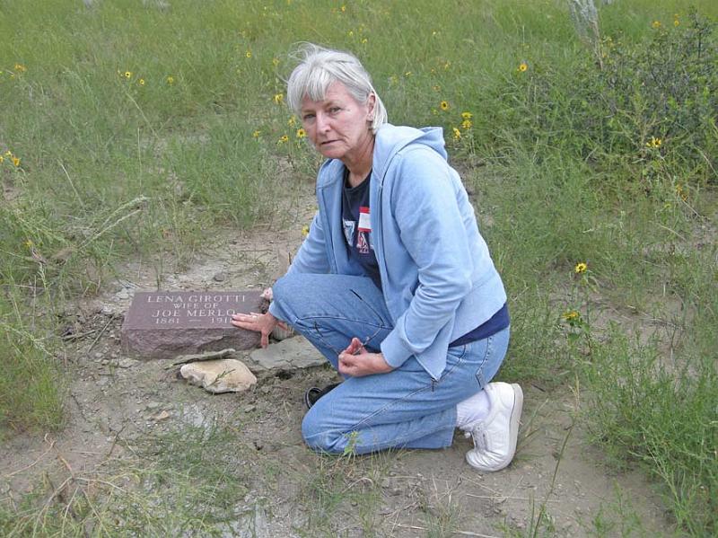 Marty at Lena's gravesite_Dawson,NM2008